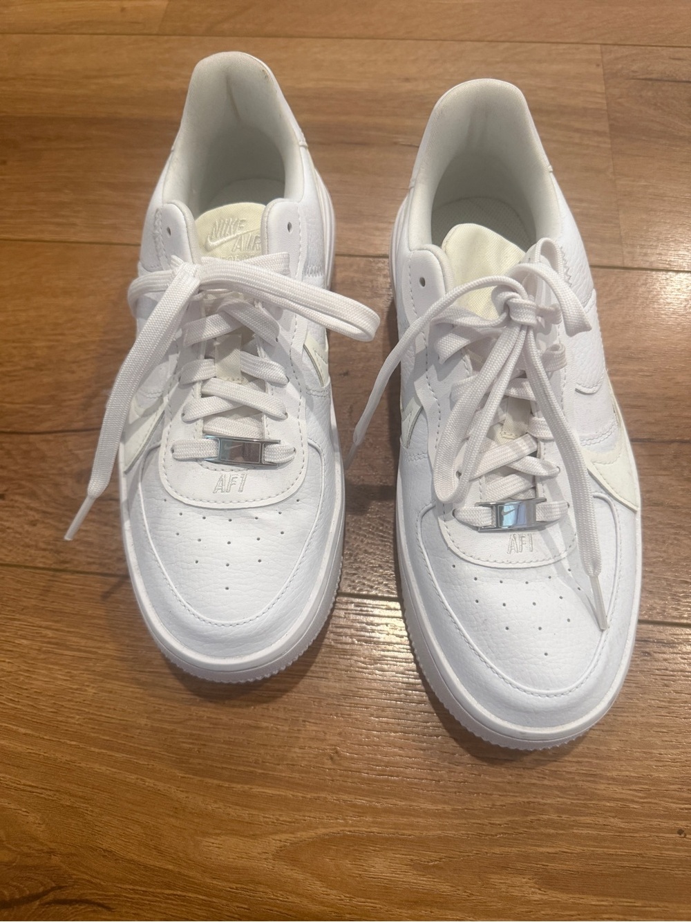 Nike White Air Force 1 Low Top Sneakers